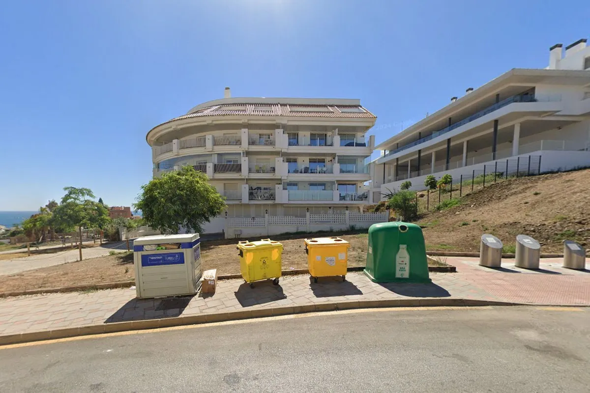 1b9da6ba-51da-4d21-b319-45a3d7077221