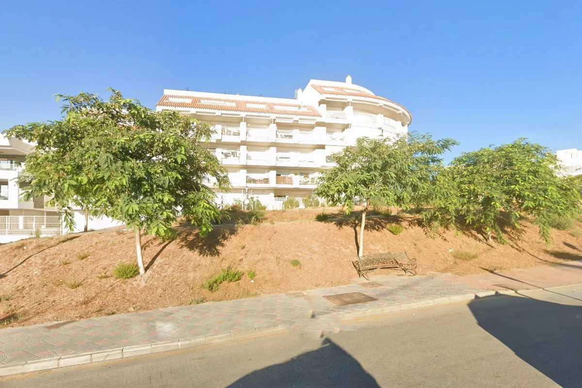 75348c0c-163a-4b32-a4a6-3dfd17f79f06