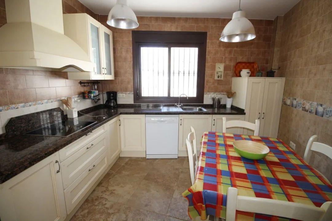 5012cef7-35e0-4ddd-a607-90c3e71e2c93