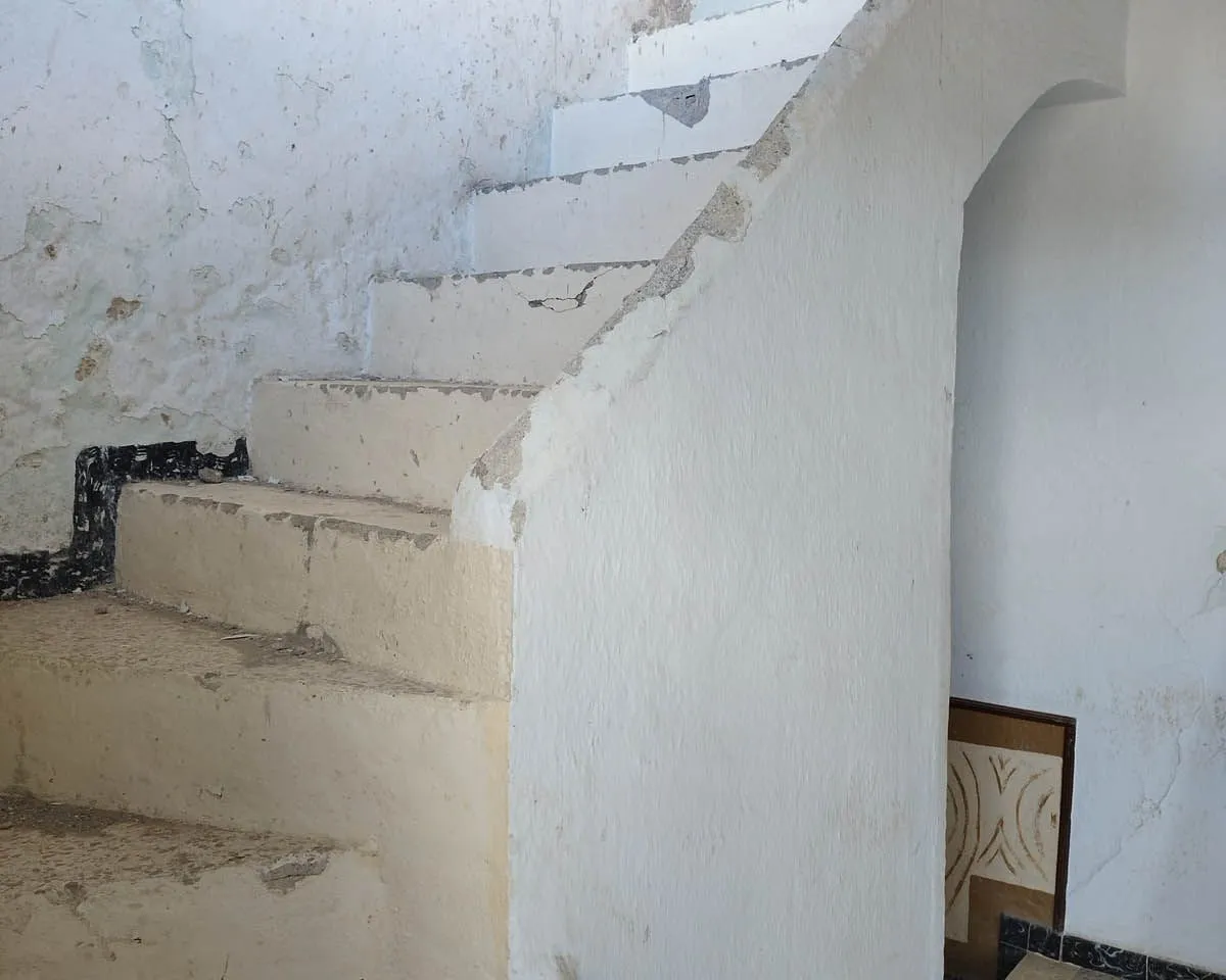 e8c0e4f4-2127-4117-ac5f-56442bc40e70