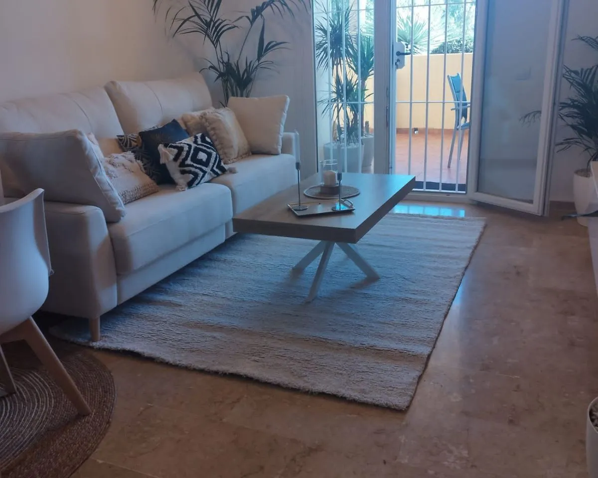 4ea6b8ce-c4d6-42bd-9a98-b175b74de468