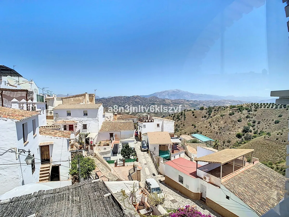 0340afc7-871f-4bcc-8c89-97de69e11fbe