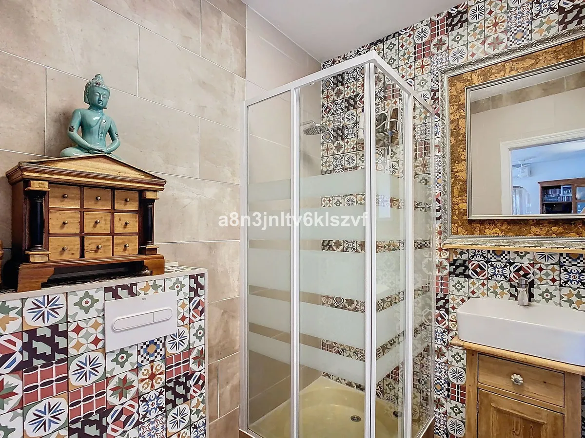 3f5ad924-b533-4bbe-b25e-0b231efa2422