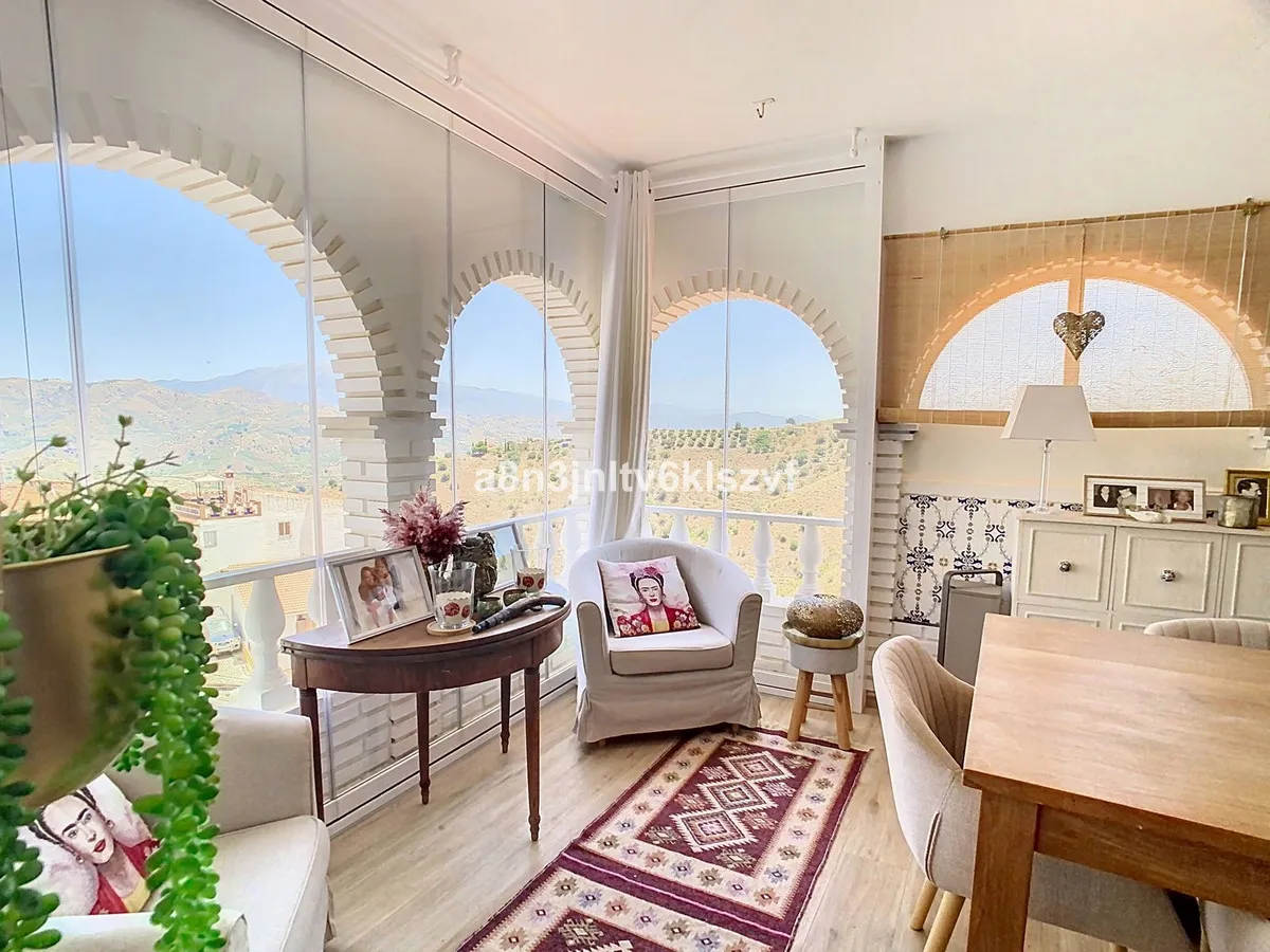 5a0e5085-f345-44cc-81f1-8c5c57606626