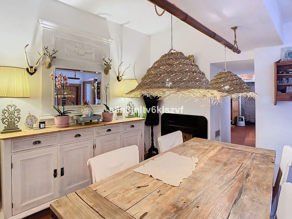 d0041e51-e150-4df6-a011-d39850a8fc00