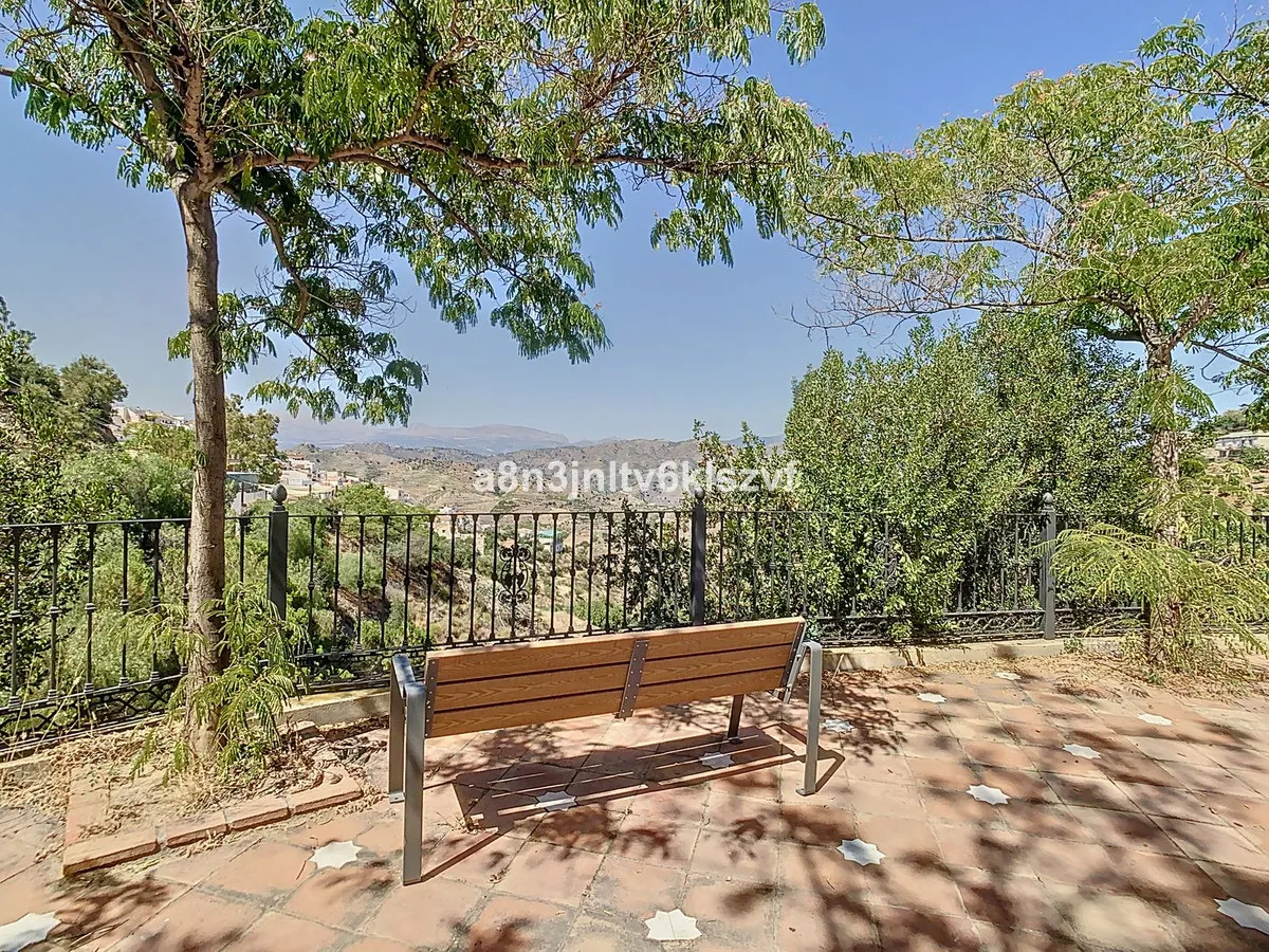 fb667a53-c2d6-4175-86eb-96f2110aa2bf