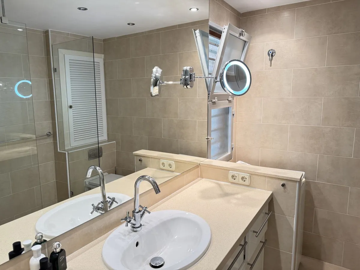 b31e7feb-7f10-4ec1-ab10-dc2d87a0dd85