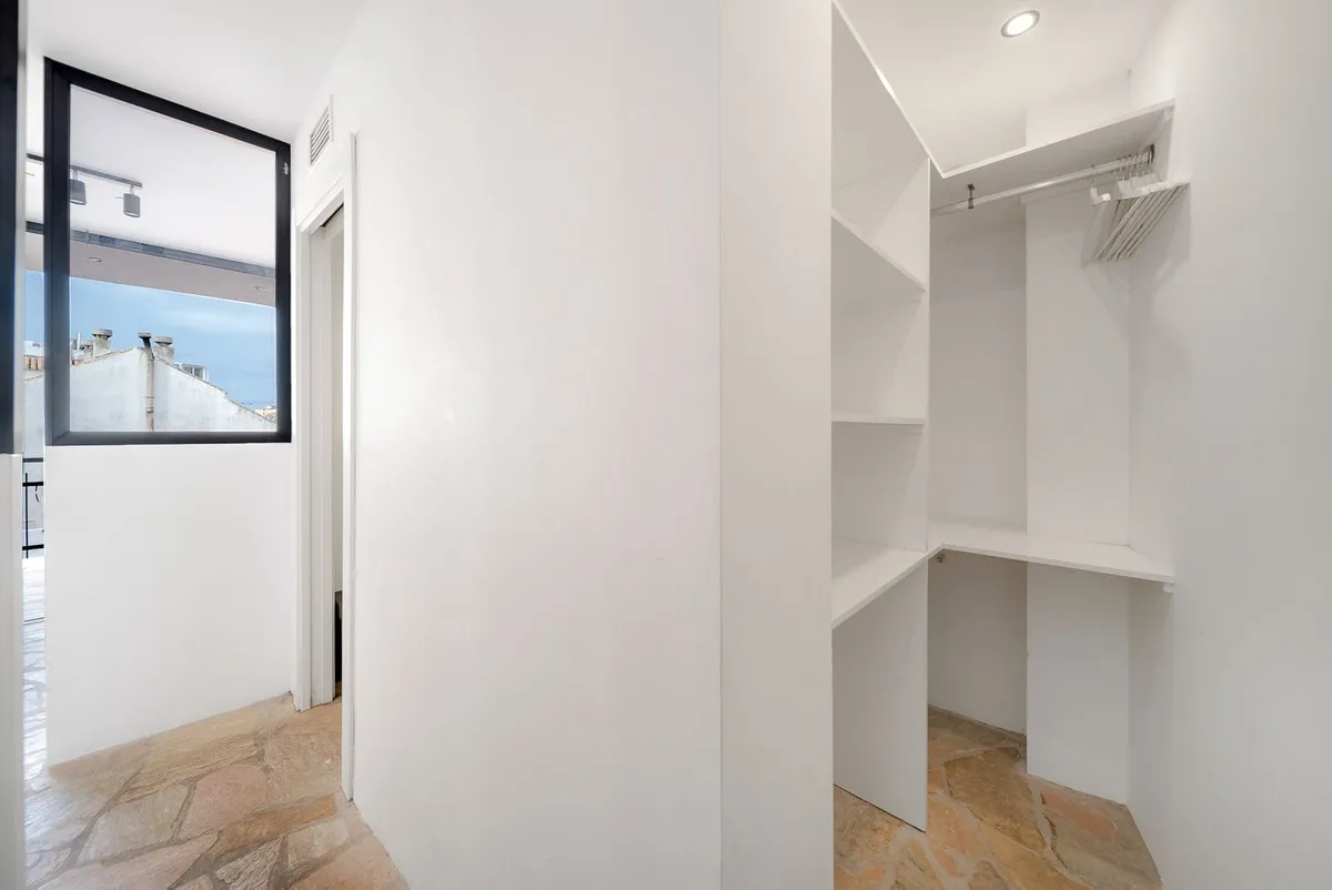 13c8274d-706e-47e3-93de-e5b50c6bfda2