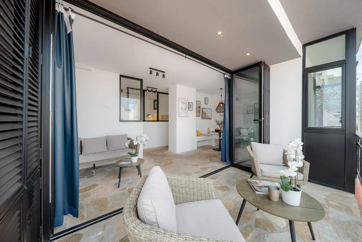 524bb471-26c7-4e19-a5a5-6d755bab95f0