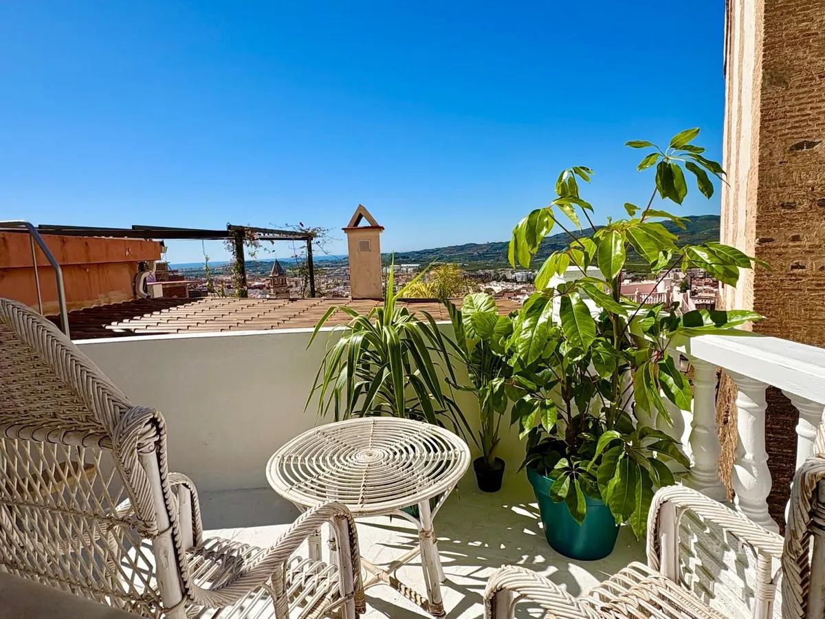 84dd3385-17ea-4326-b334-0a74b3e64458