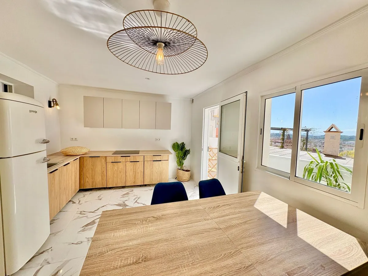 cadf4d0a-d6c9-4596-81f7-f518514b154a