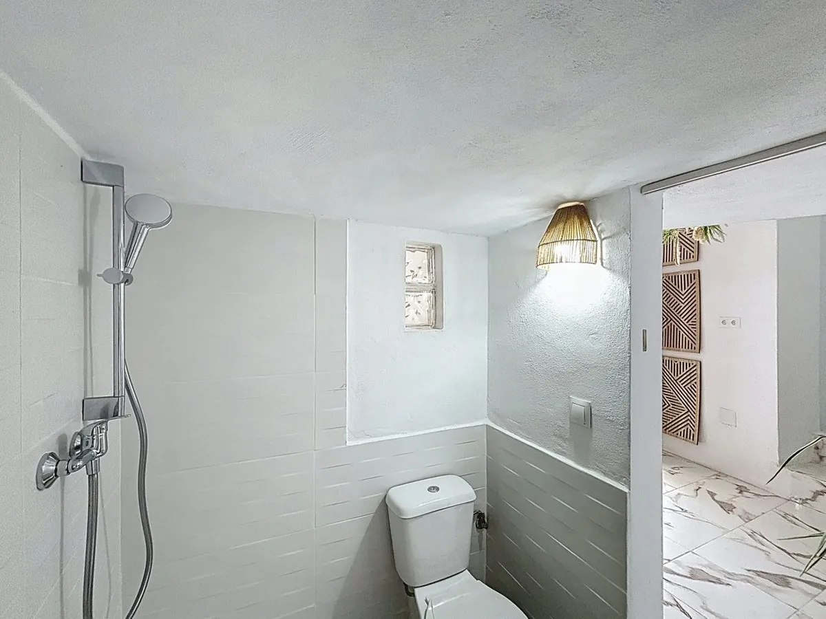 0b7e4159-f74e-4e0b-adb0-934f5b25331e