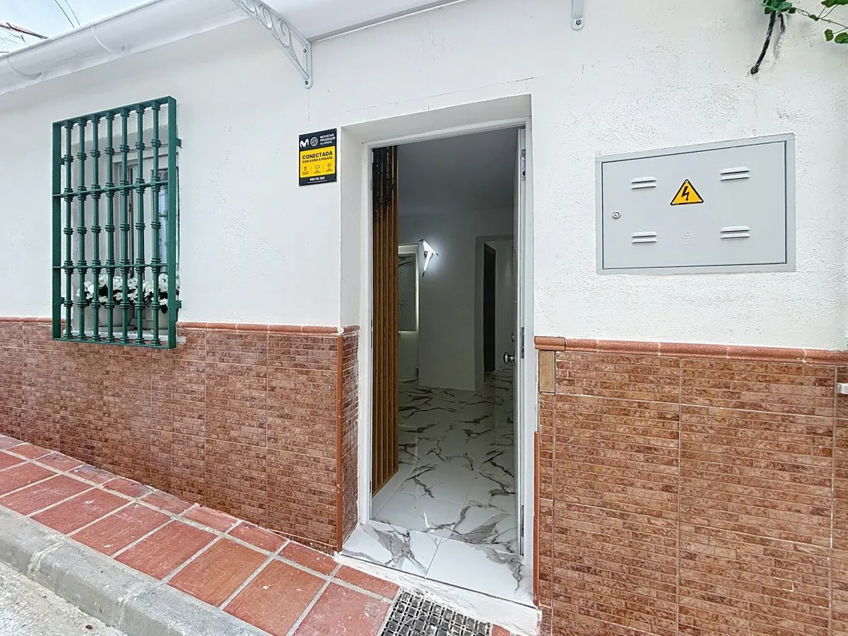 a8ae8ee3-652a-405e-9891-235c54d56375