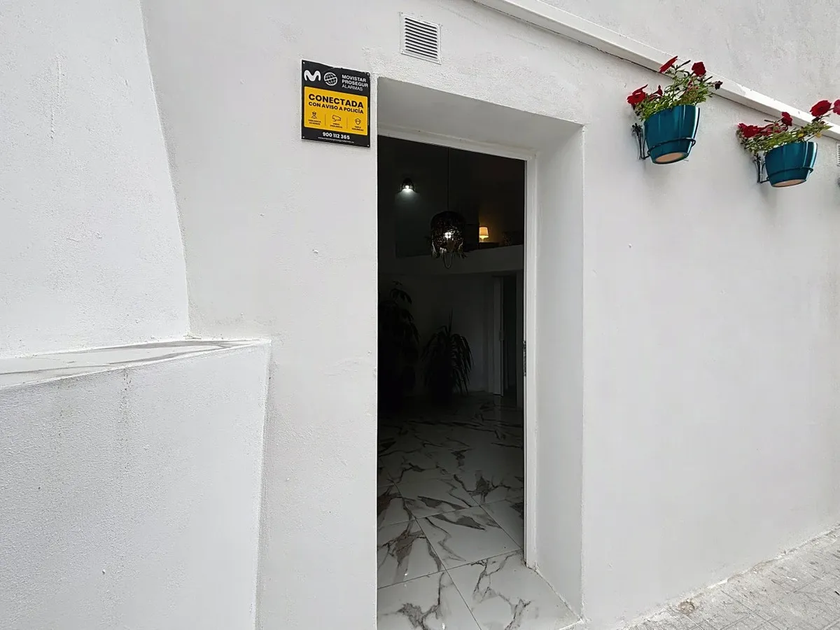 bb2d4378-87ba-40d1-bafb-6ee5a54b0186