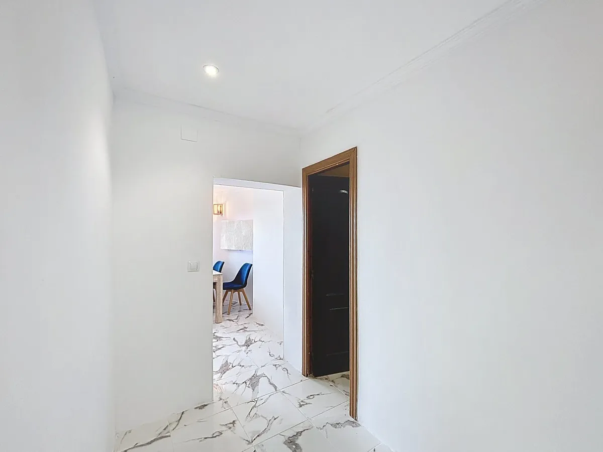 fe4ef2bf-03a9-4bd7-99e1-14afea245977