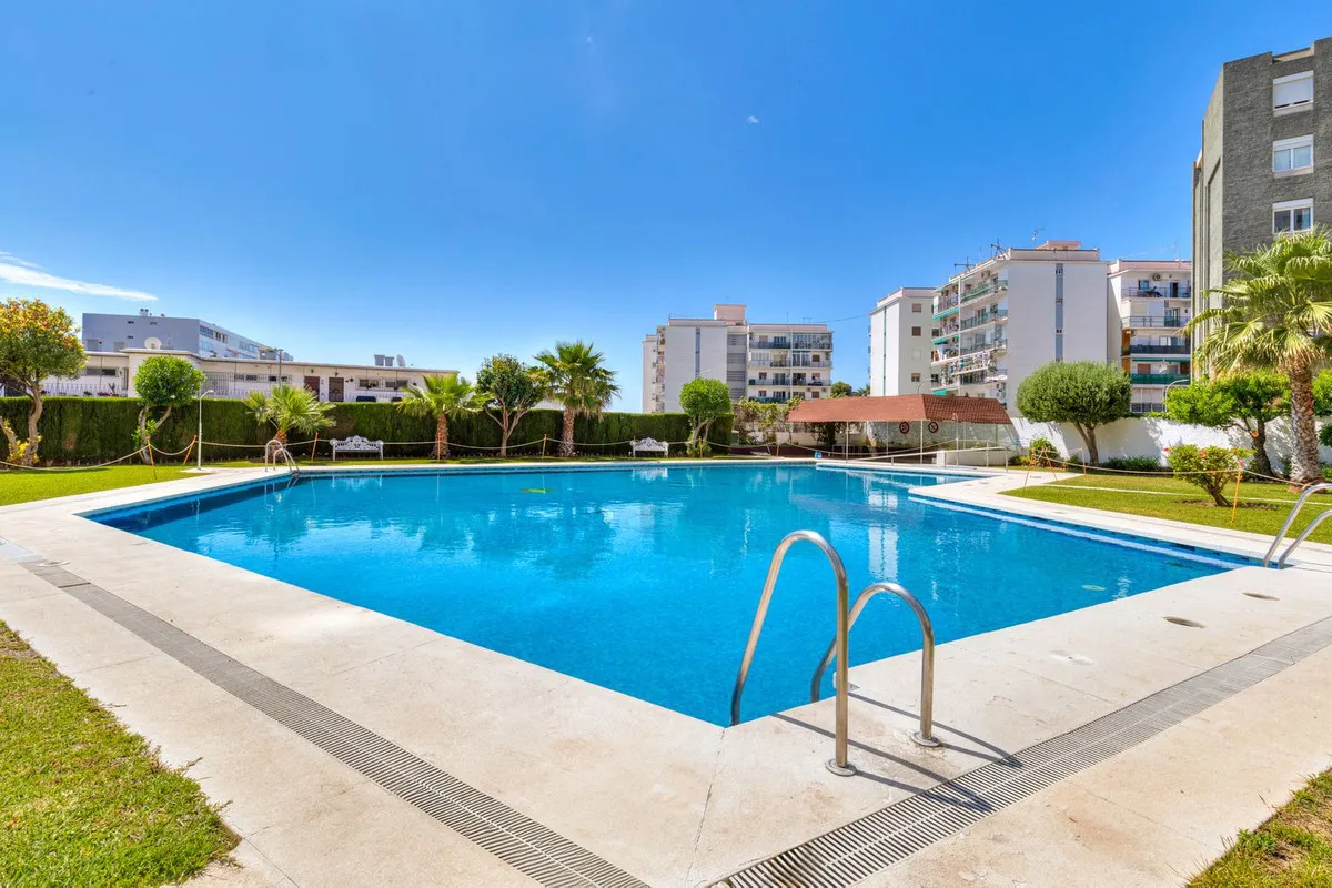 20bc2ac4-648a-42ab-b42d-6c930ff8f458