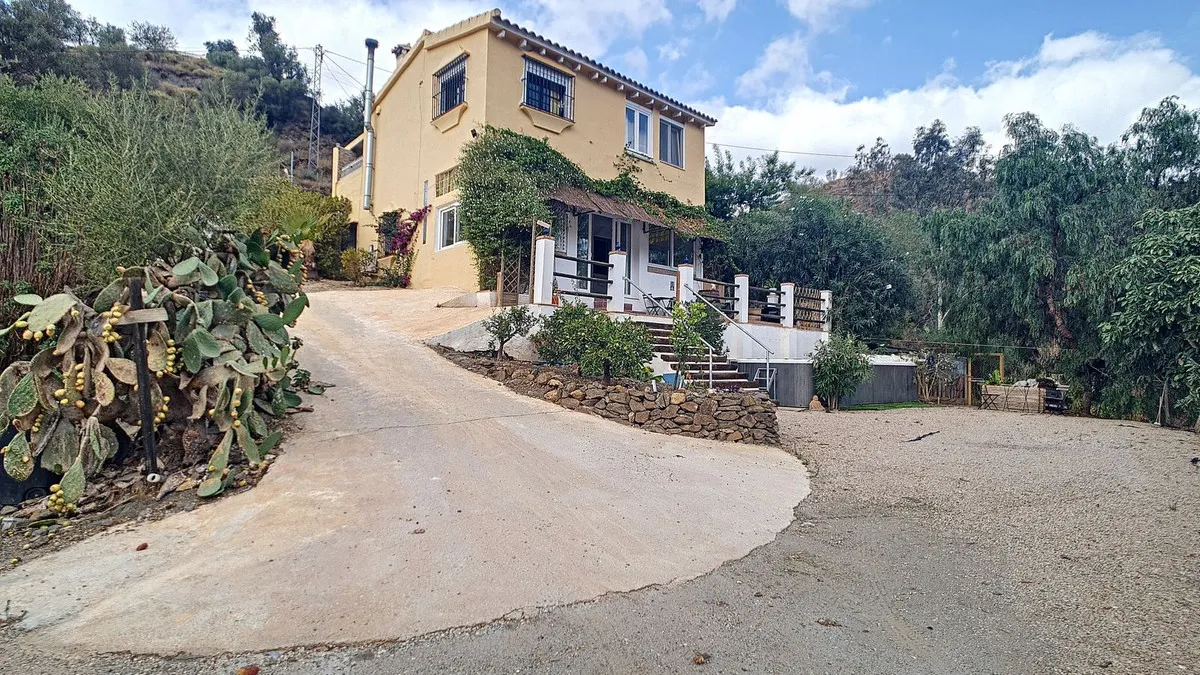 0cb651d5-6a7f-49cd-9eed-e33c7dff5291