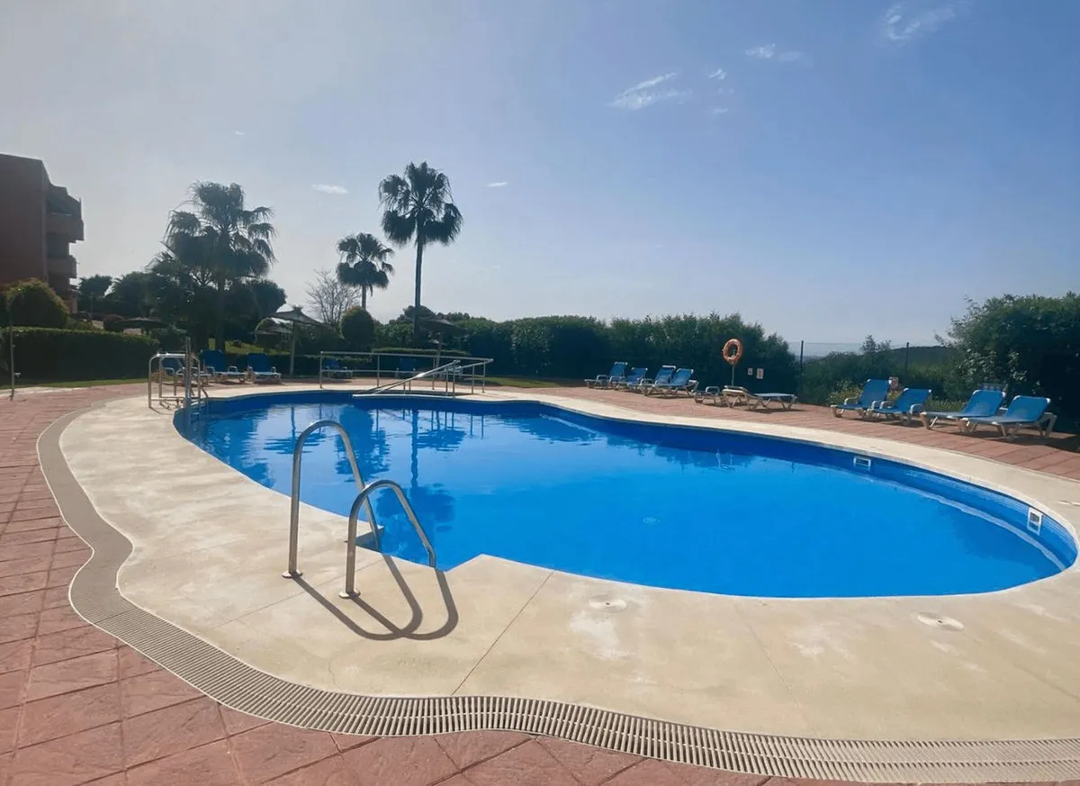 43f21a5e-00f7-45ee-96a6-1985abd8999e