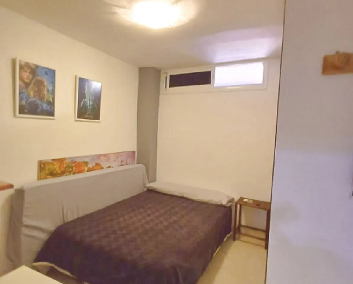 c2c76c58-ceaf-4019-8b82-e92302841261