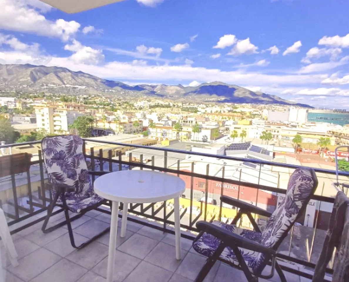 e6bc0716-7e55-45a5-a915-e14d82a65620