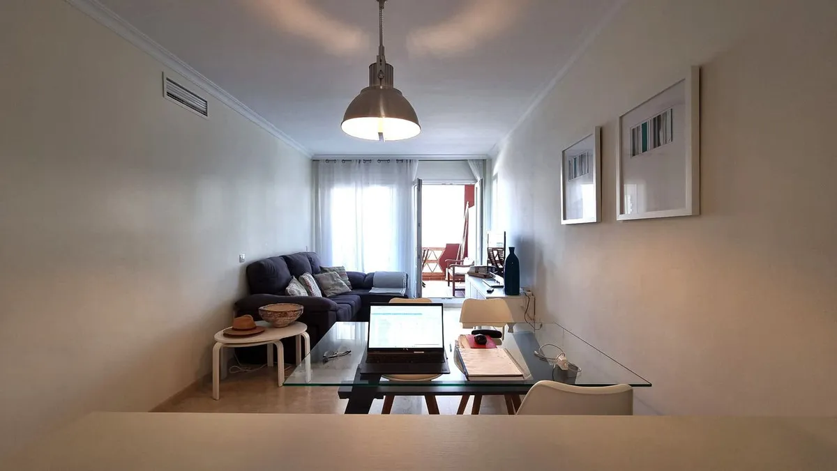 c4248b69-f5c3-4f45-a461-f4e104bef251