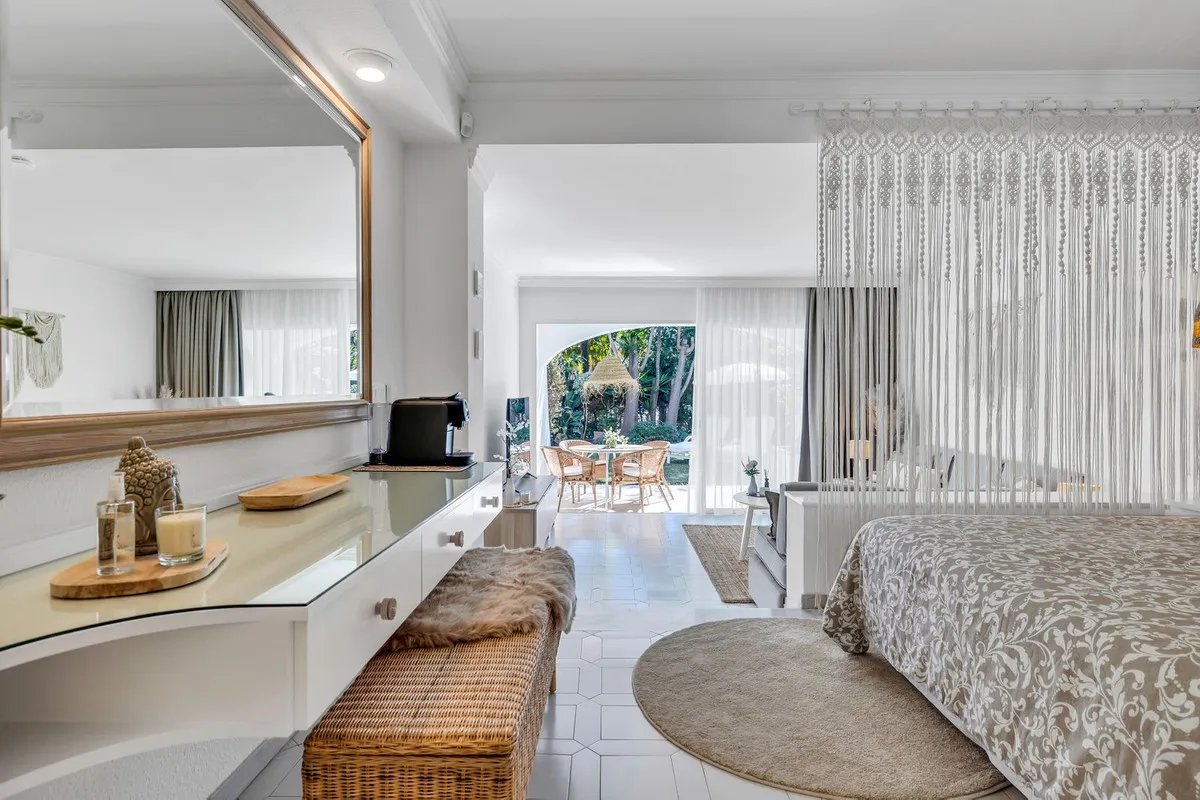 54723889-7d6f-459e-9aaa-59813c68ef27