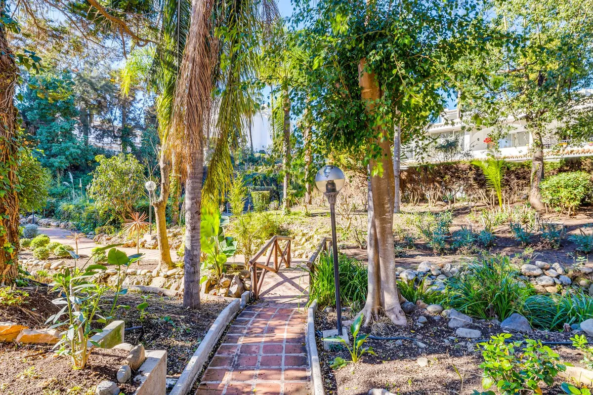 cebaf26c-951c-4bb8-9897-091fd7b850f7