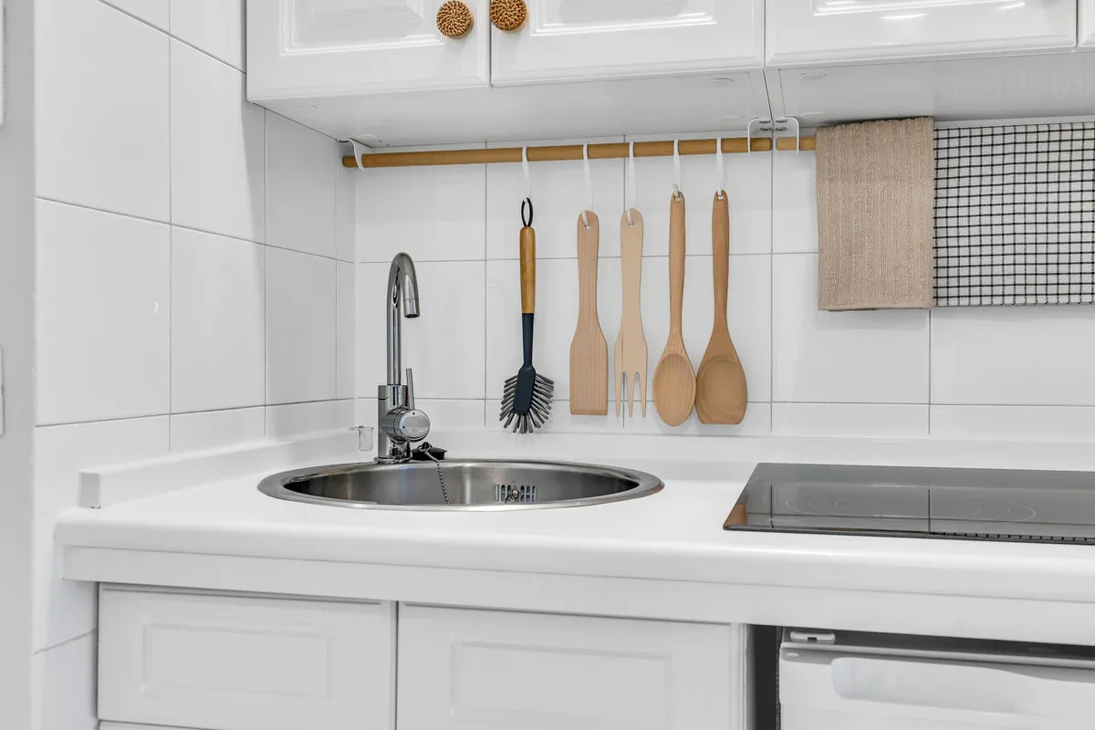 d89e9331-7b68-42fb-be7c-d480763b72ca