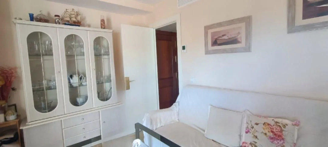 7cf45cc8-6066-41ca-b5aa-dc4d149fd5ba