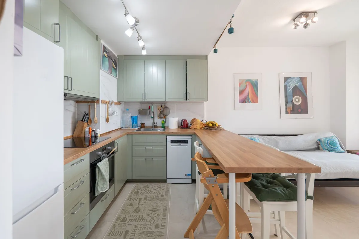 3532f34c-3310-4087-9b8d-2a643af459f8