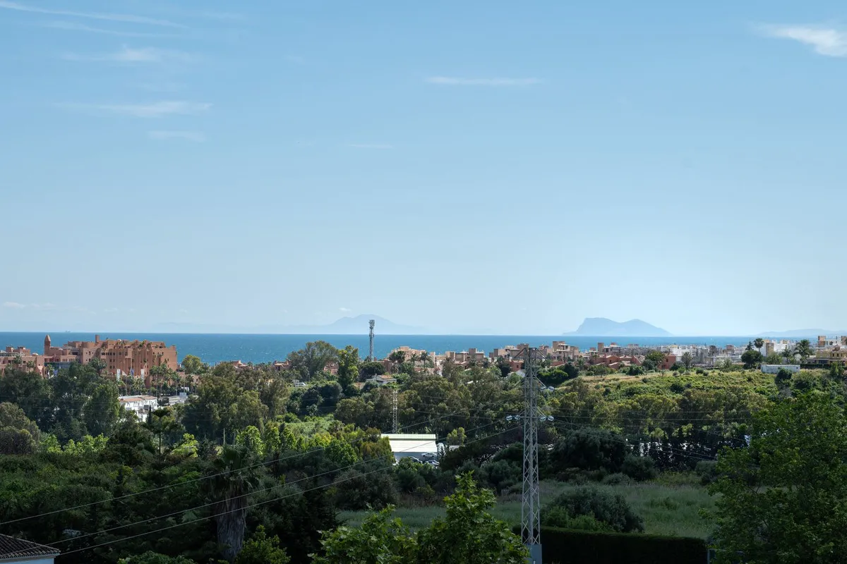 6d0203c0-3481-414c-a8bd-9dd2d8f8c0f7