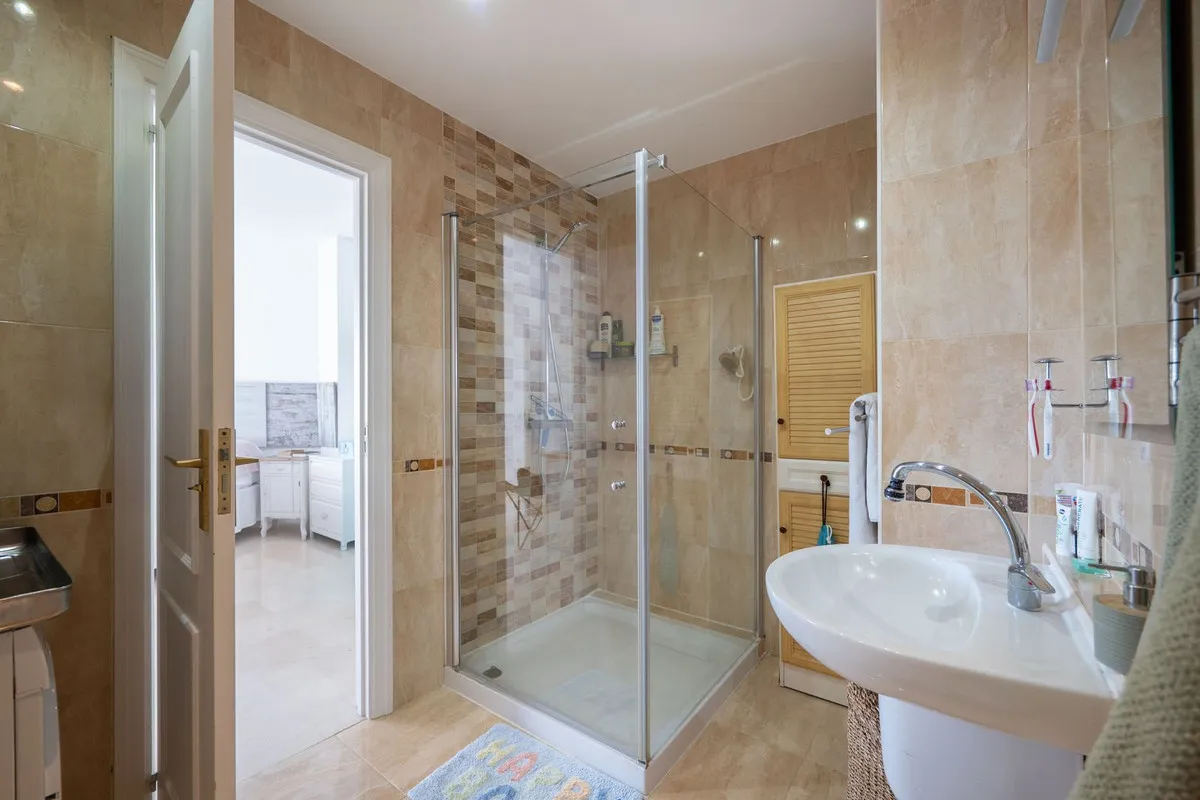 a1b81be5-0bda-4448-97e4-0797fdd7d897