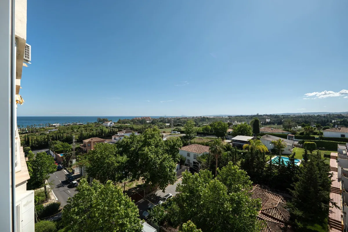 b7b345c0-3f14-4290-ab5a-ca9c1377f8b3