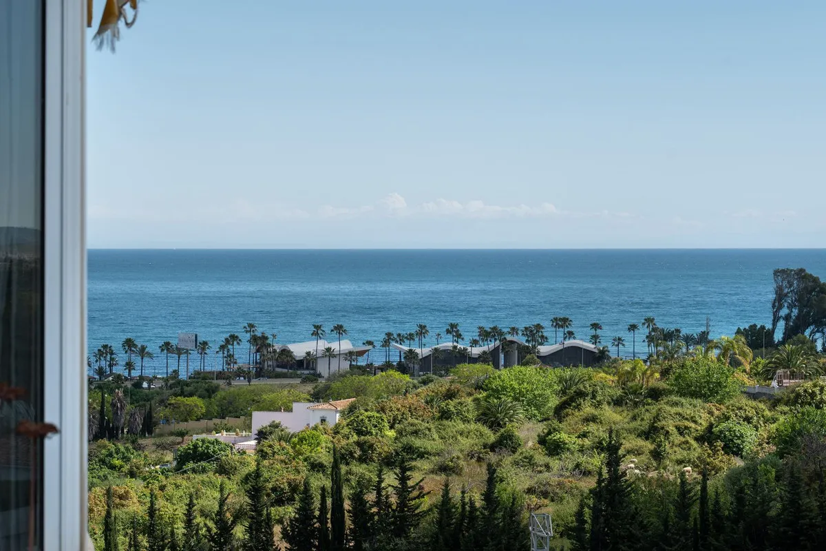 e710d94a-736c-48bb-be7a-94111d33d82e