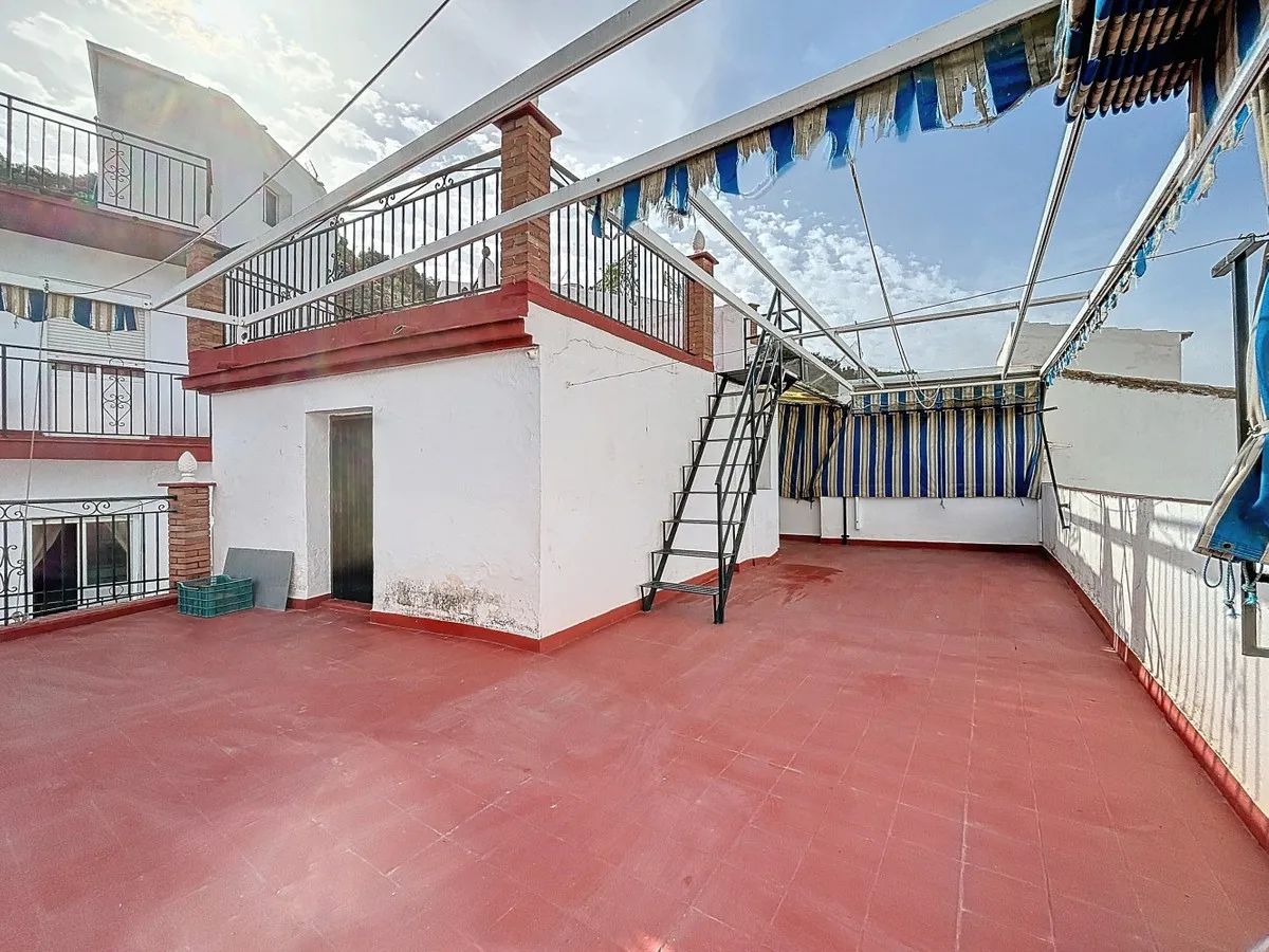 c79b75a1-ee03-45f5-8f4e-41d6f69b8b96