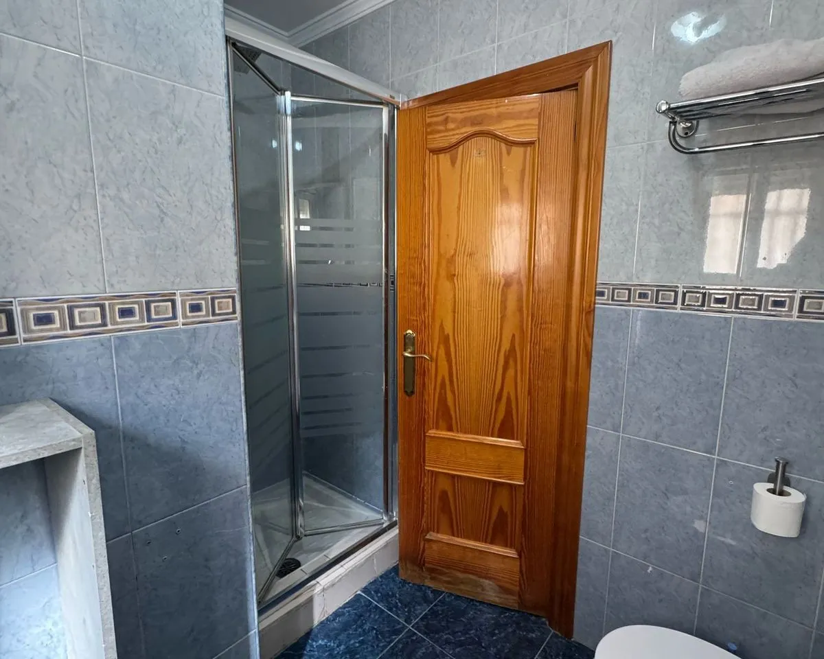 f82390f9-08d0-477a-93a1-80137efe26d5