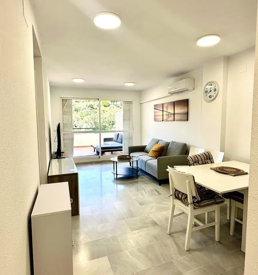 07b64b5d-b1f8-4cc6-bb3f-2e99a04ba789