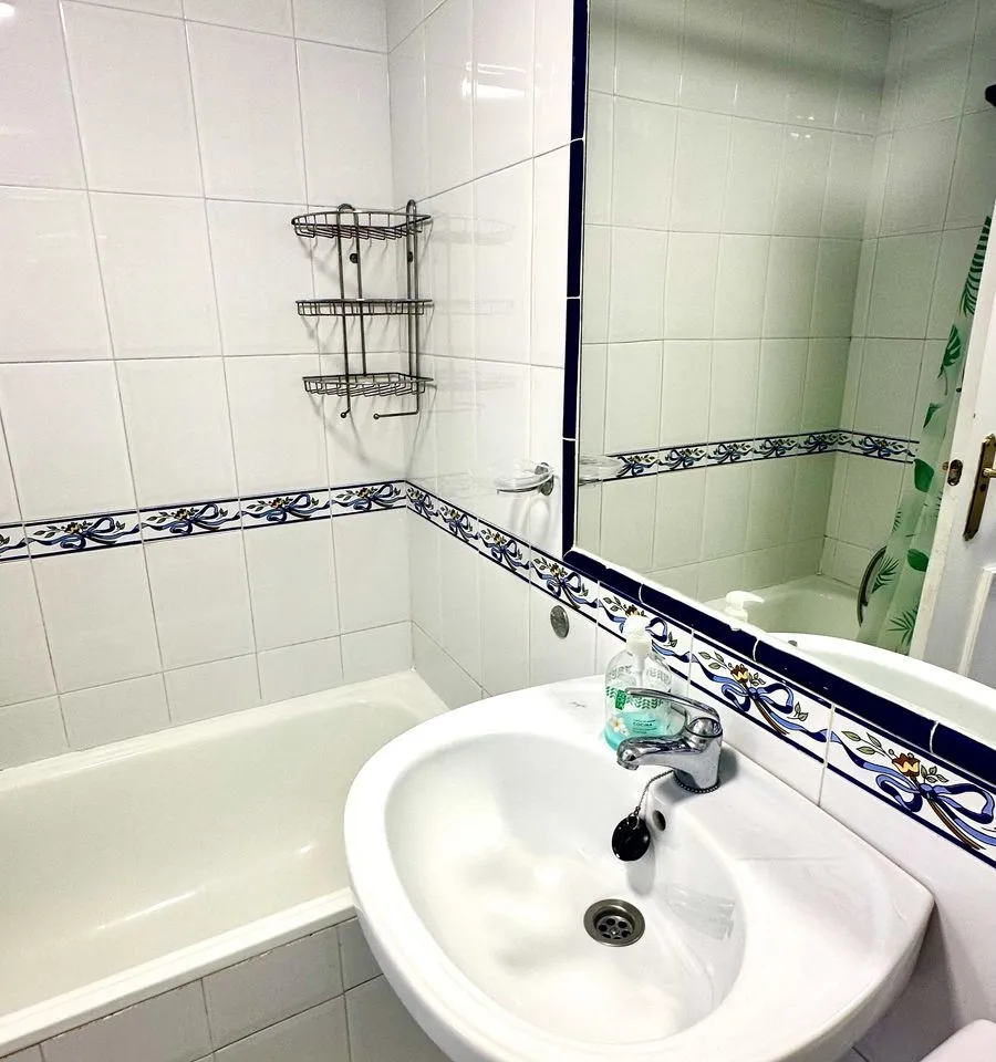 df900d4f-bf76-47a4-a16c-4b72b974d5aa