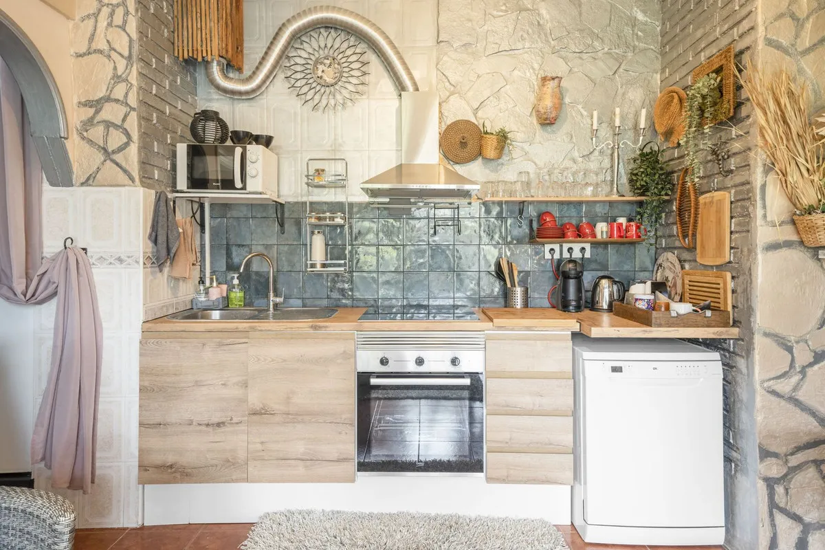 b08ad14d-02bd-47ff-a3a6-5c4bf6a6b456