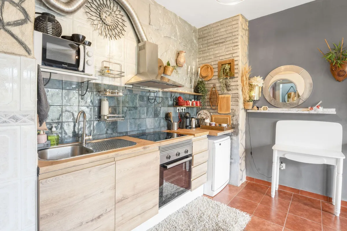 be468bf1-fe9b-4426-9547-170a3d922a74