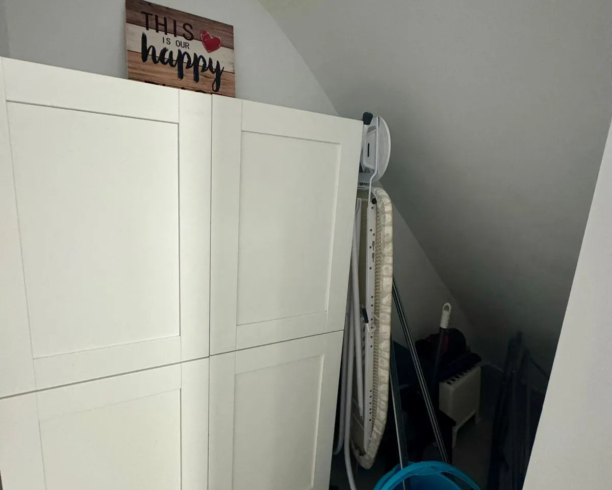 9e04314c-b8fb-4bf8-8dfd-09707998e60d