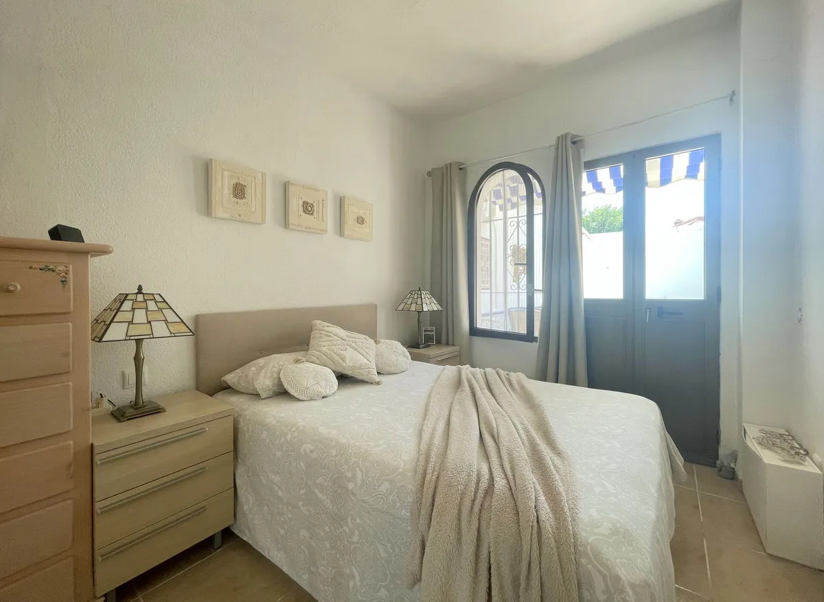 1c143717-f364-449c-8e74-082a125328f9