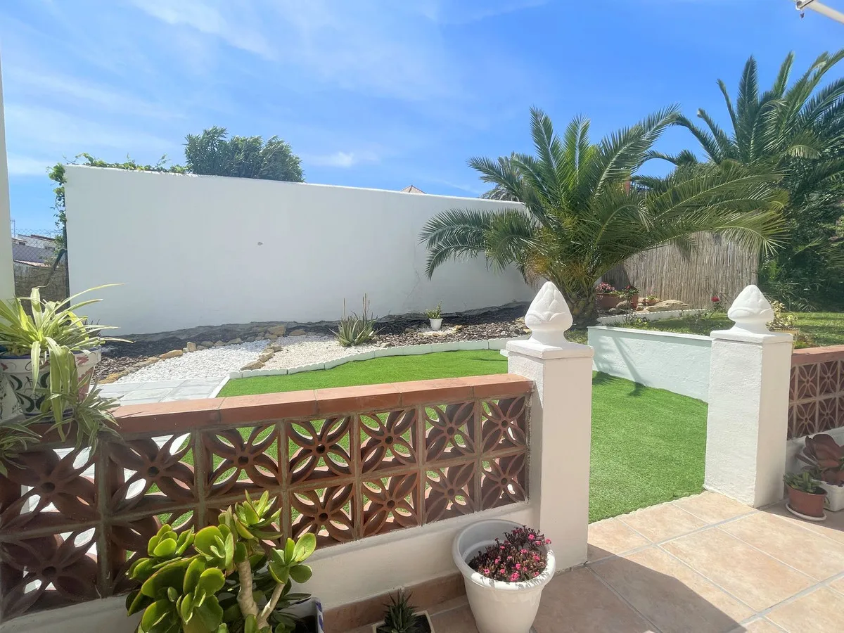 1d4249ab-1c0a-4f82-a63d-0f268d193849