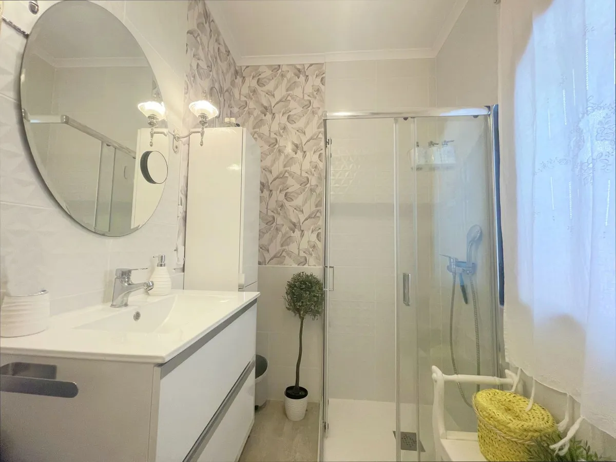 b9f8a75e-a11b-4e84-a3d1-0fbee4bf0344