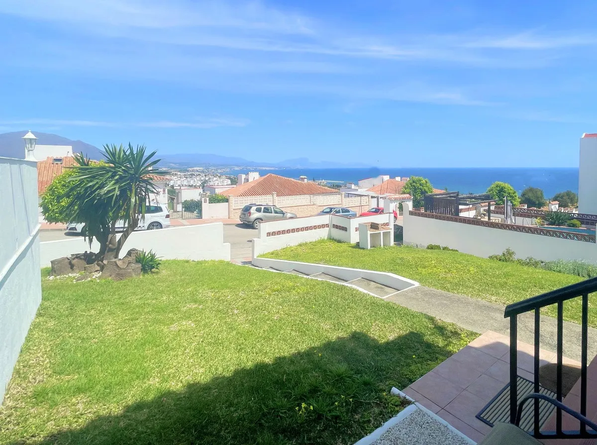 c4f65811-205c-4274-8228-b4027acc06a7