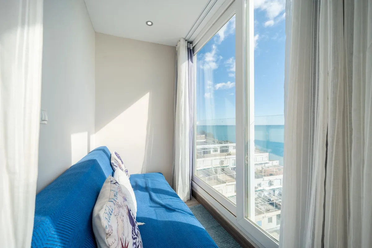 9822b87b-ec08-49dd-97e3-42b6f07218b4