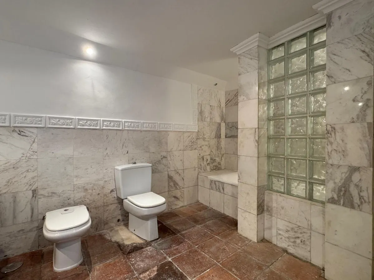 e203463e-bbc0-4b4a-99f7-b4606cc590b1