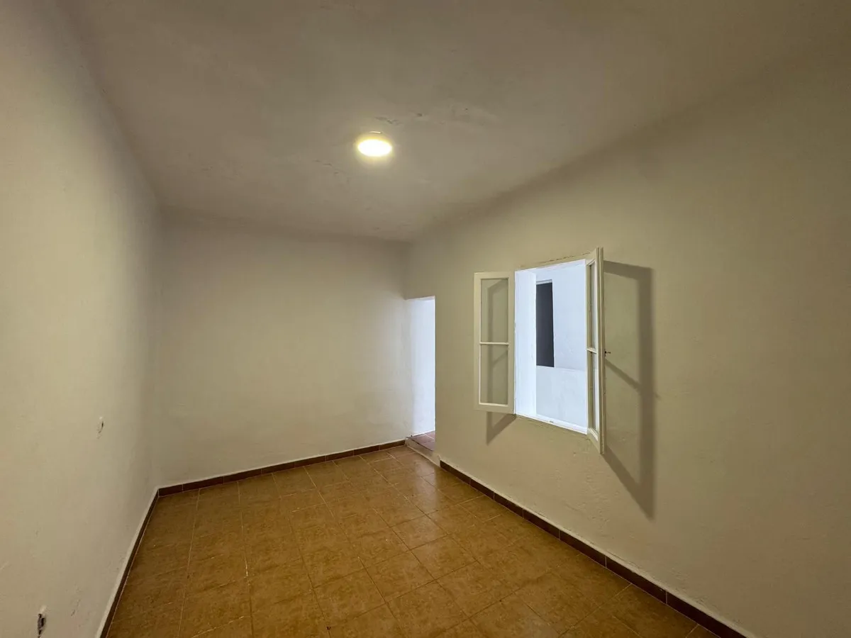 ee8532d0-a497-4cab-9013-1970e35f57a9