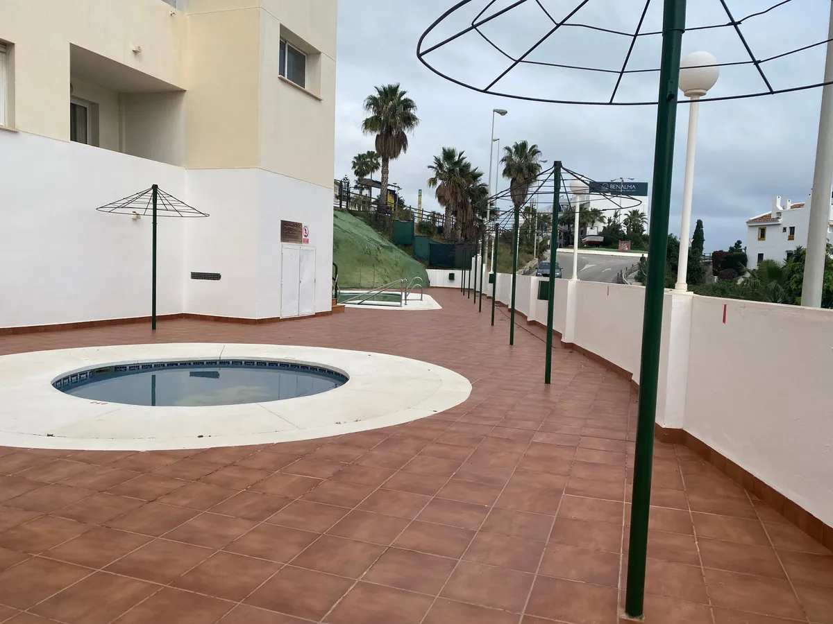 0d1ab3bb-ff2a-4964-ab84-b6316bd3d293