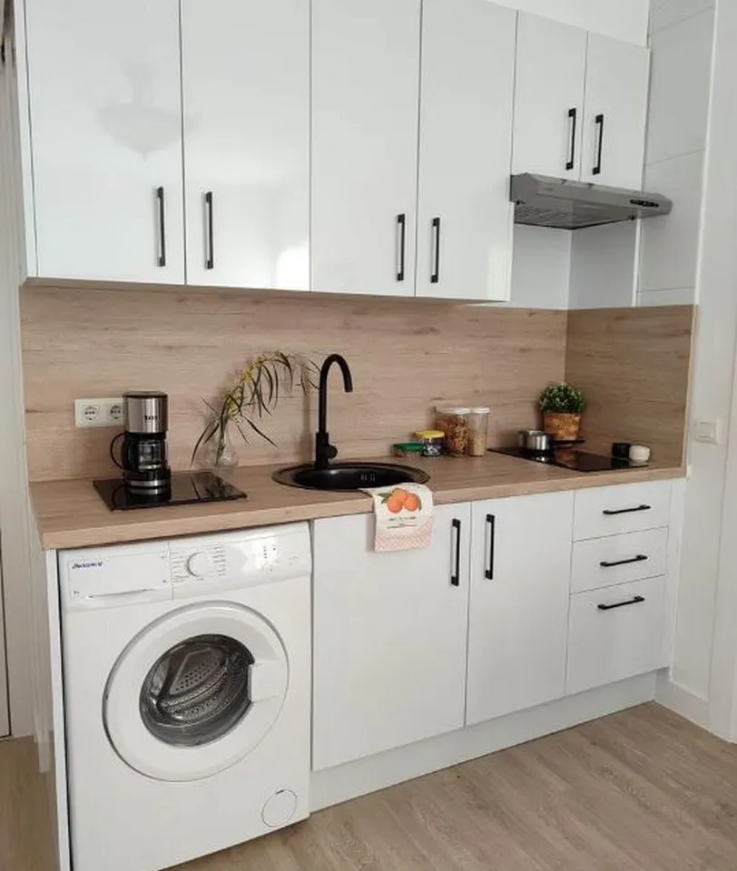 4ed81b28-7084-4abf-b2dc-9cba3befd7ae